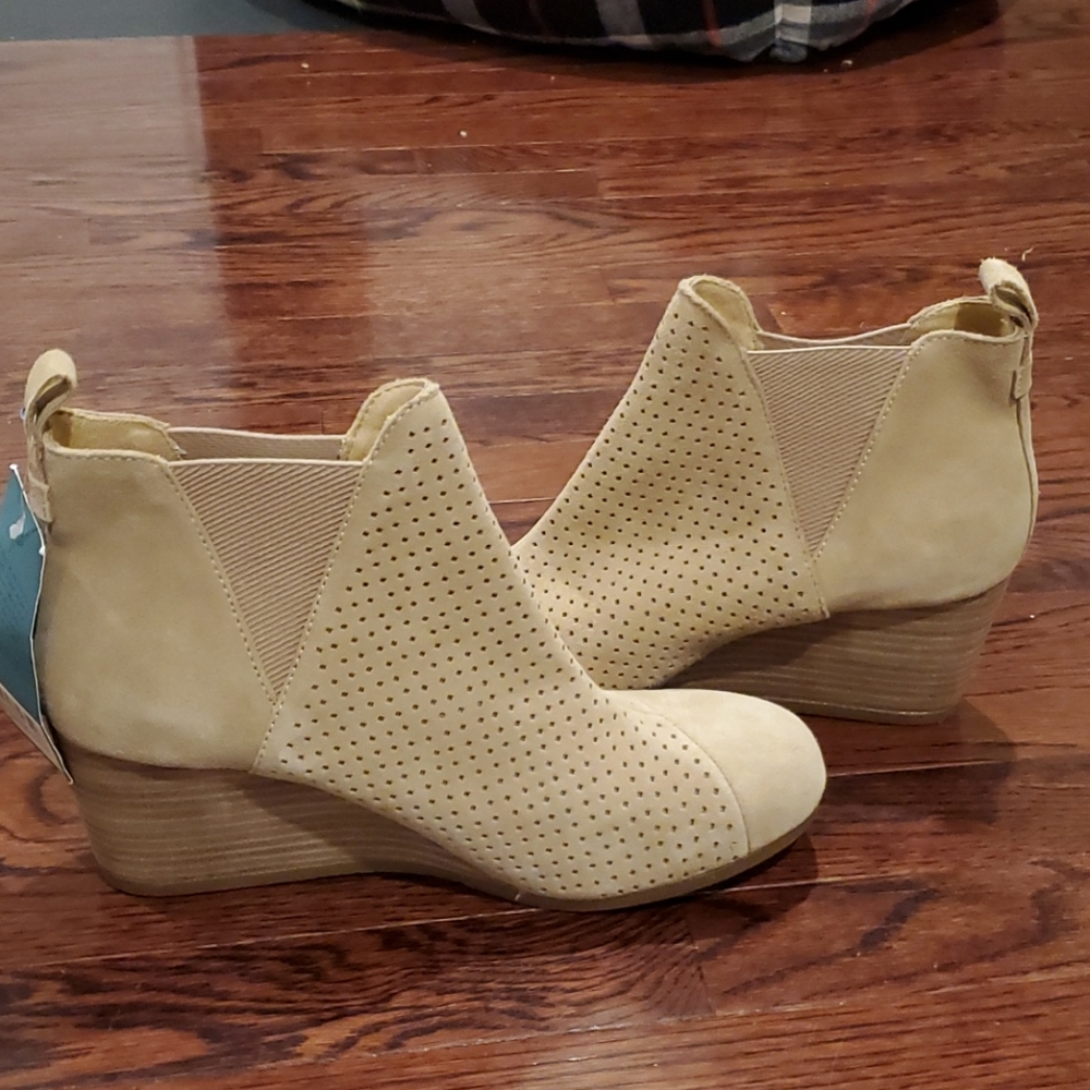TOMS wedge booties, NWT, S 12 - Picture 4 of 9